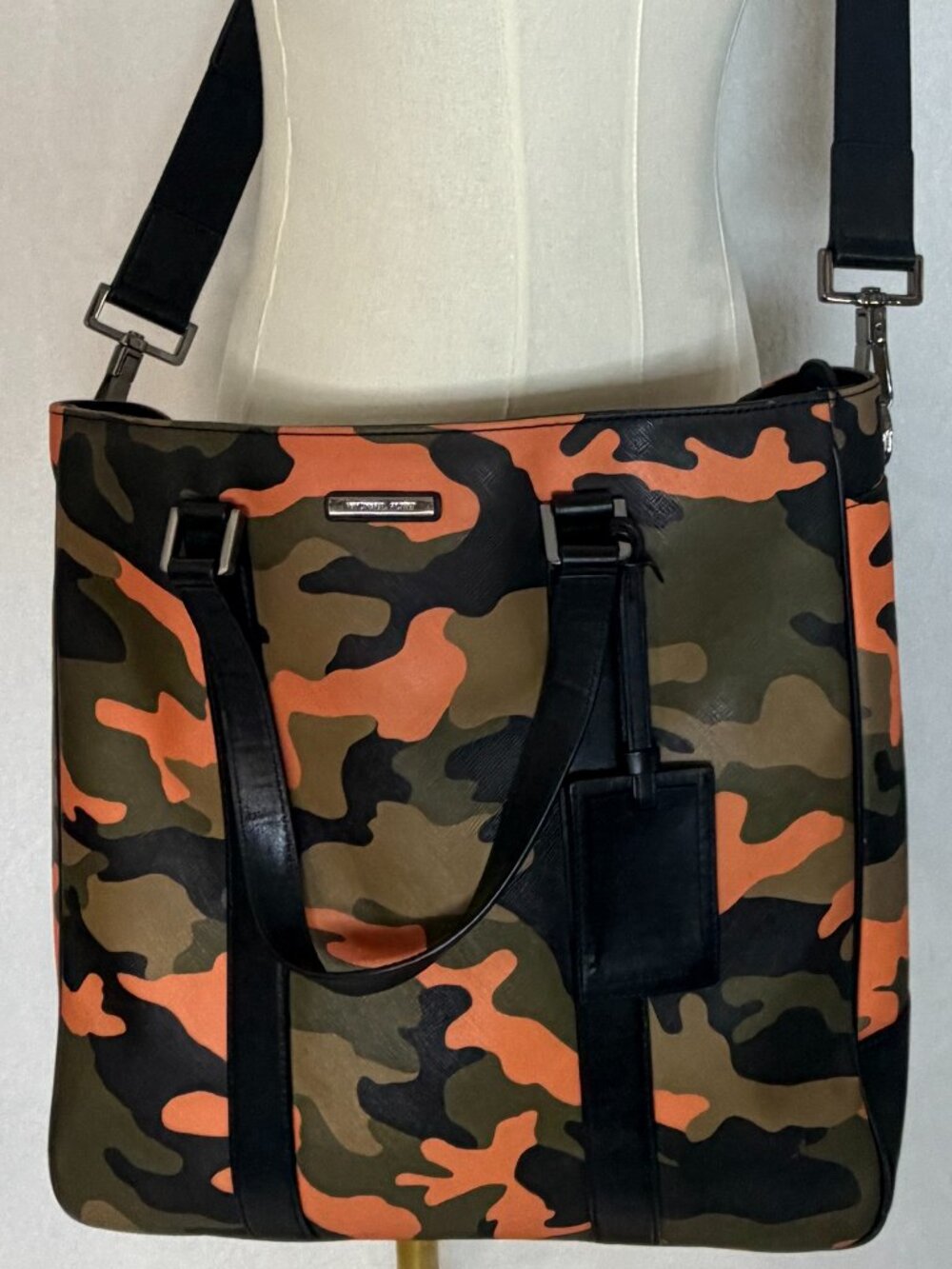 Michael Kors Camo Briefcase Bag NWOT 33S4TMNT3R